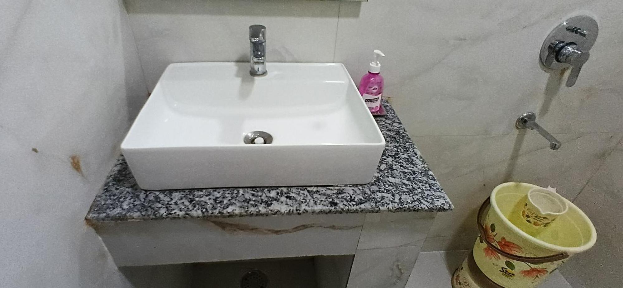 Hotel Paramont Airport New Delhi