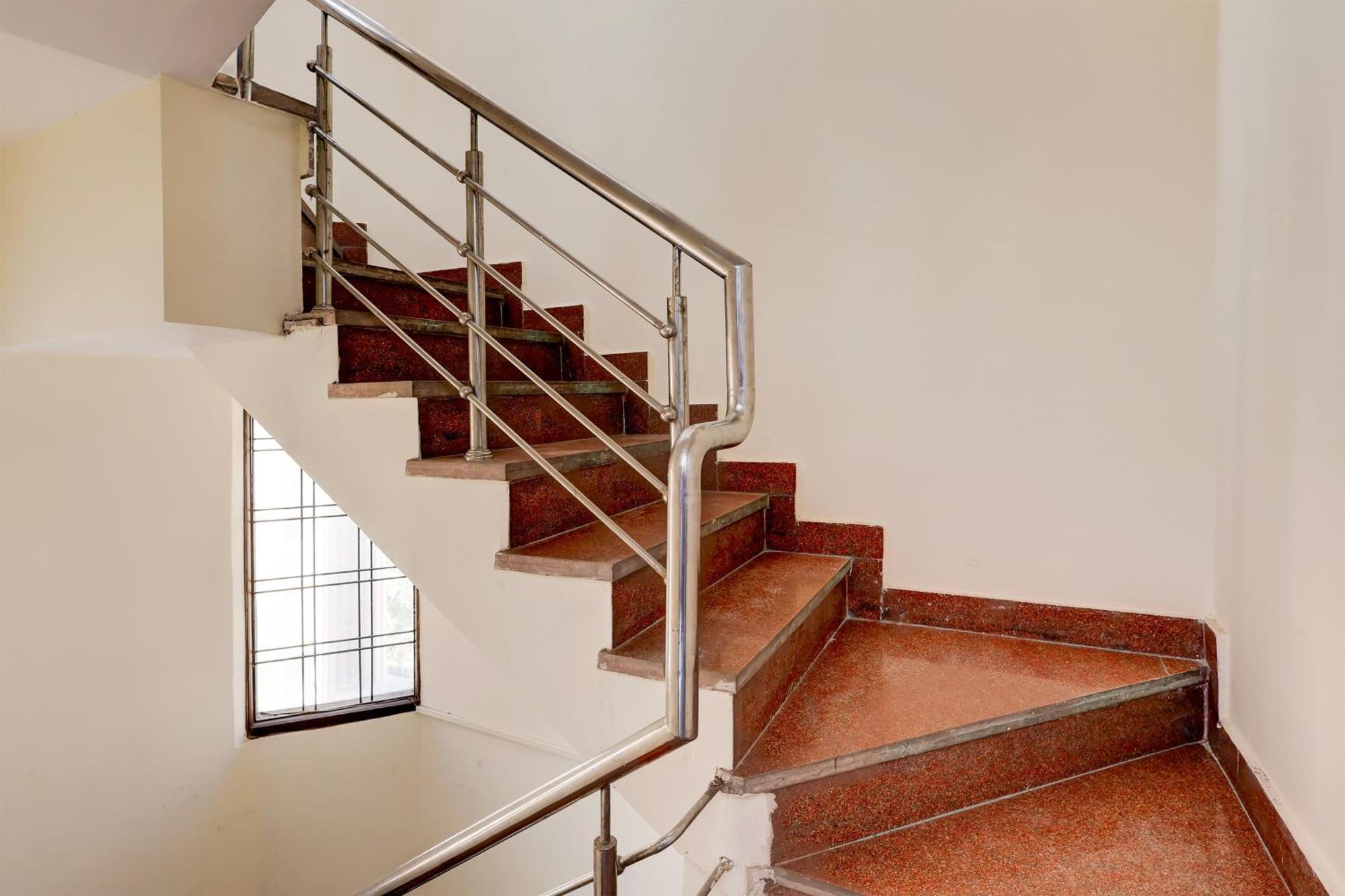 O Delhi Height Hotel