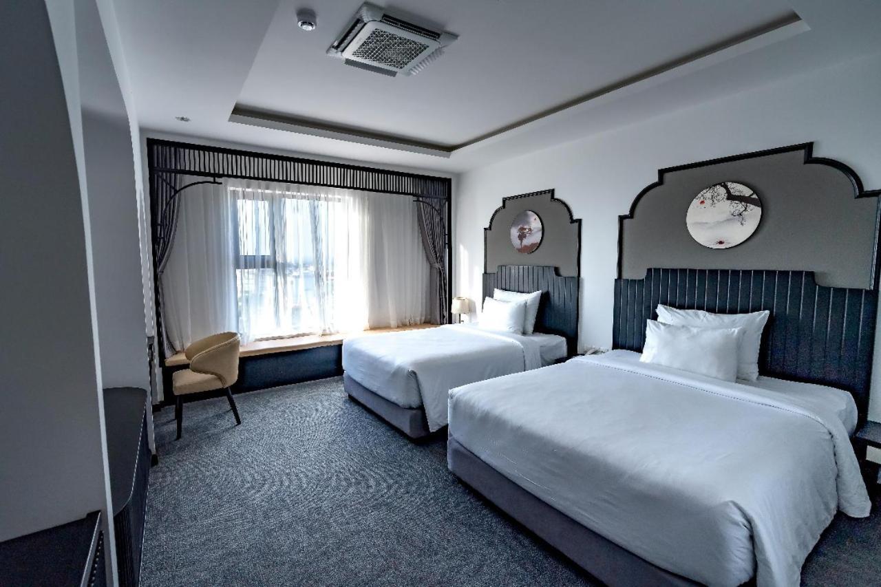 Cozy Hotel