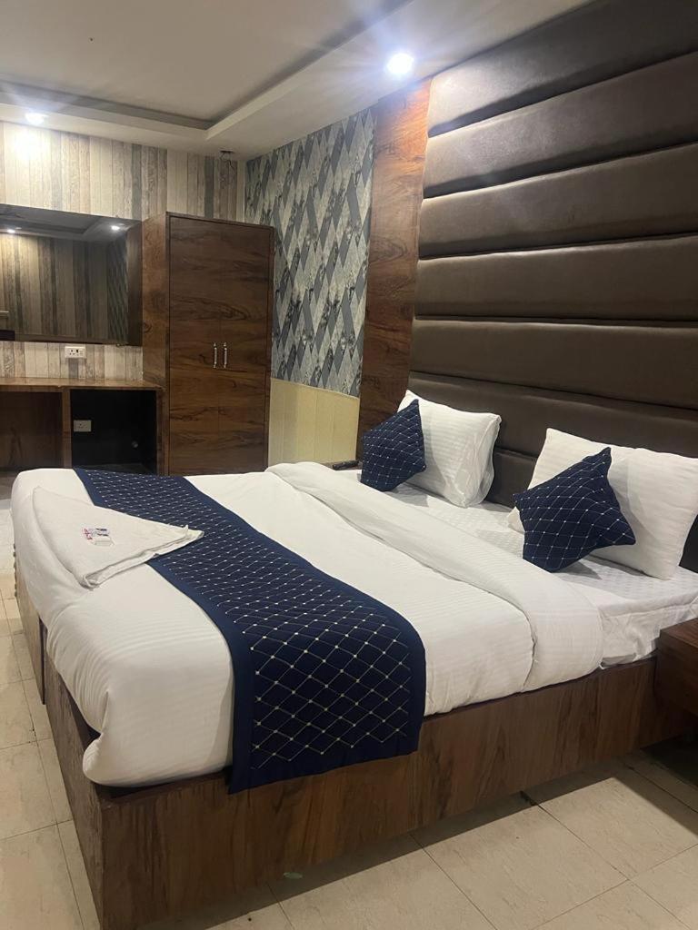 Hotel Hanuwant Palace