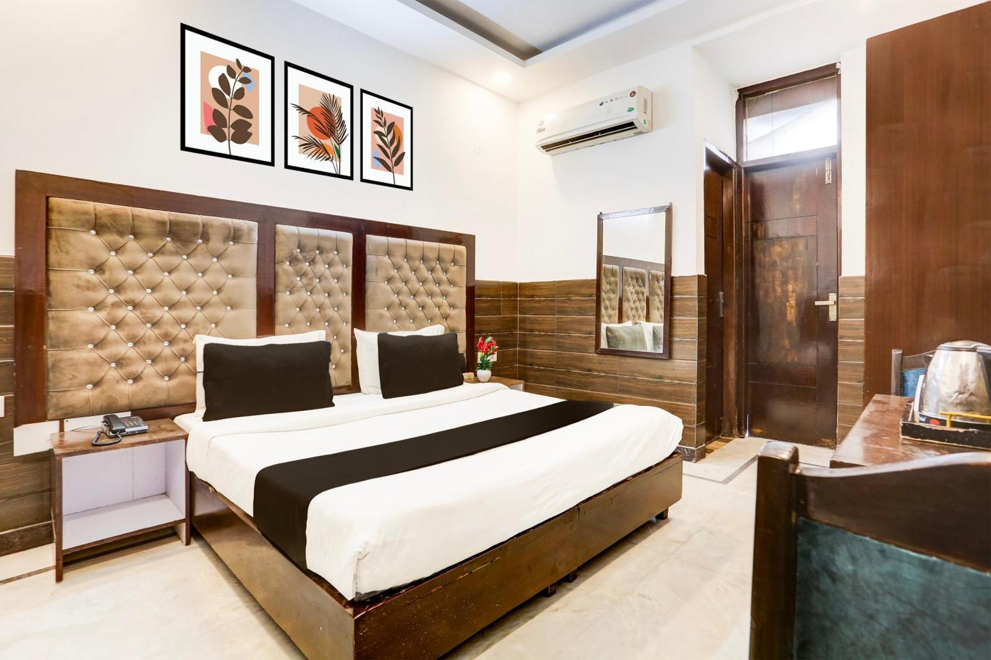 Collection O Mahipalpur Near Airport Formerly Jindal Palace Hotel *