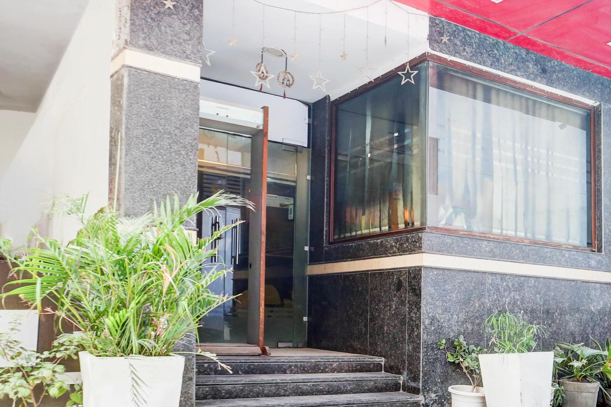 Super Collection O Mahipalpur Near Airport Formerly Jindal Palace Hotel *