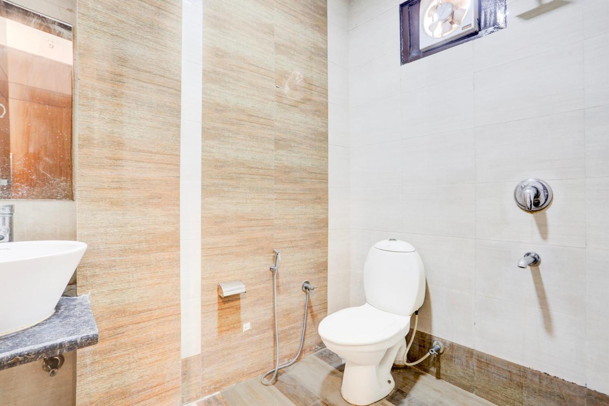 Hotel Collection O Mahipalpur Near Airport Formerly Jindal Palace *
