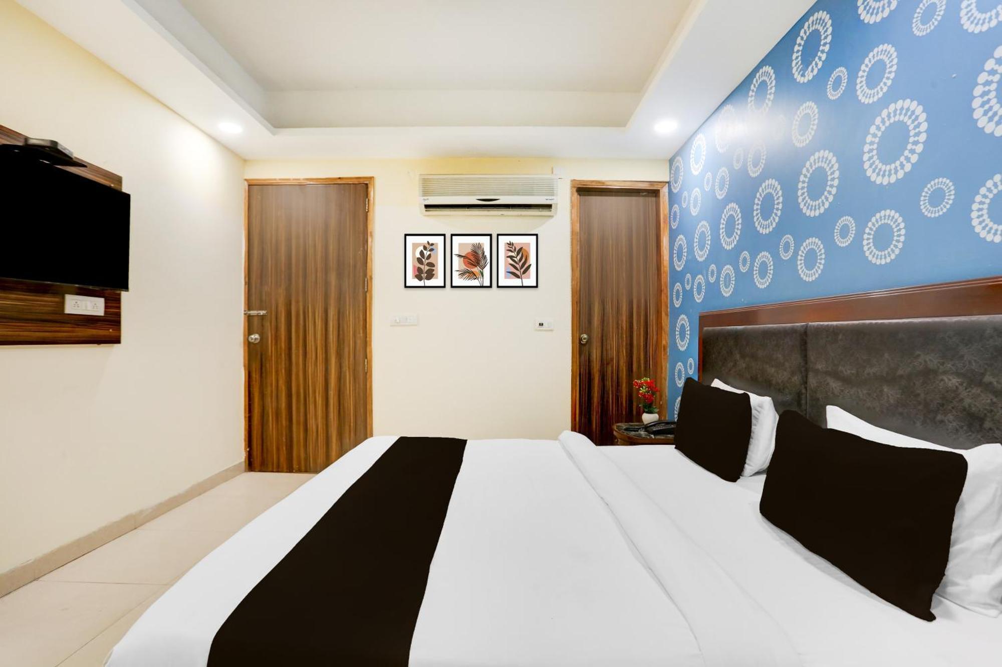 Hotel Collection O Mahipalpur Road No 4 Formerly Shubh New Delhi