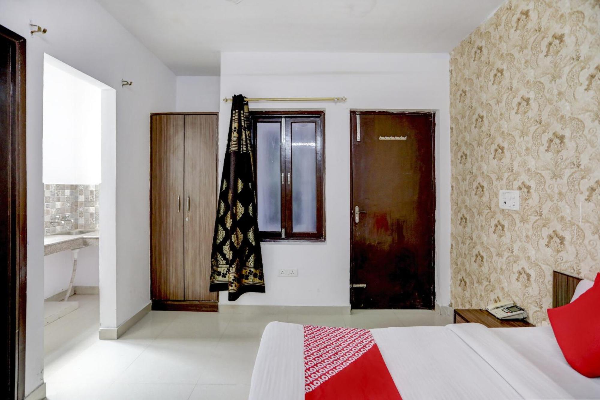Hotel O Blissbourn New Delhi