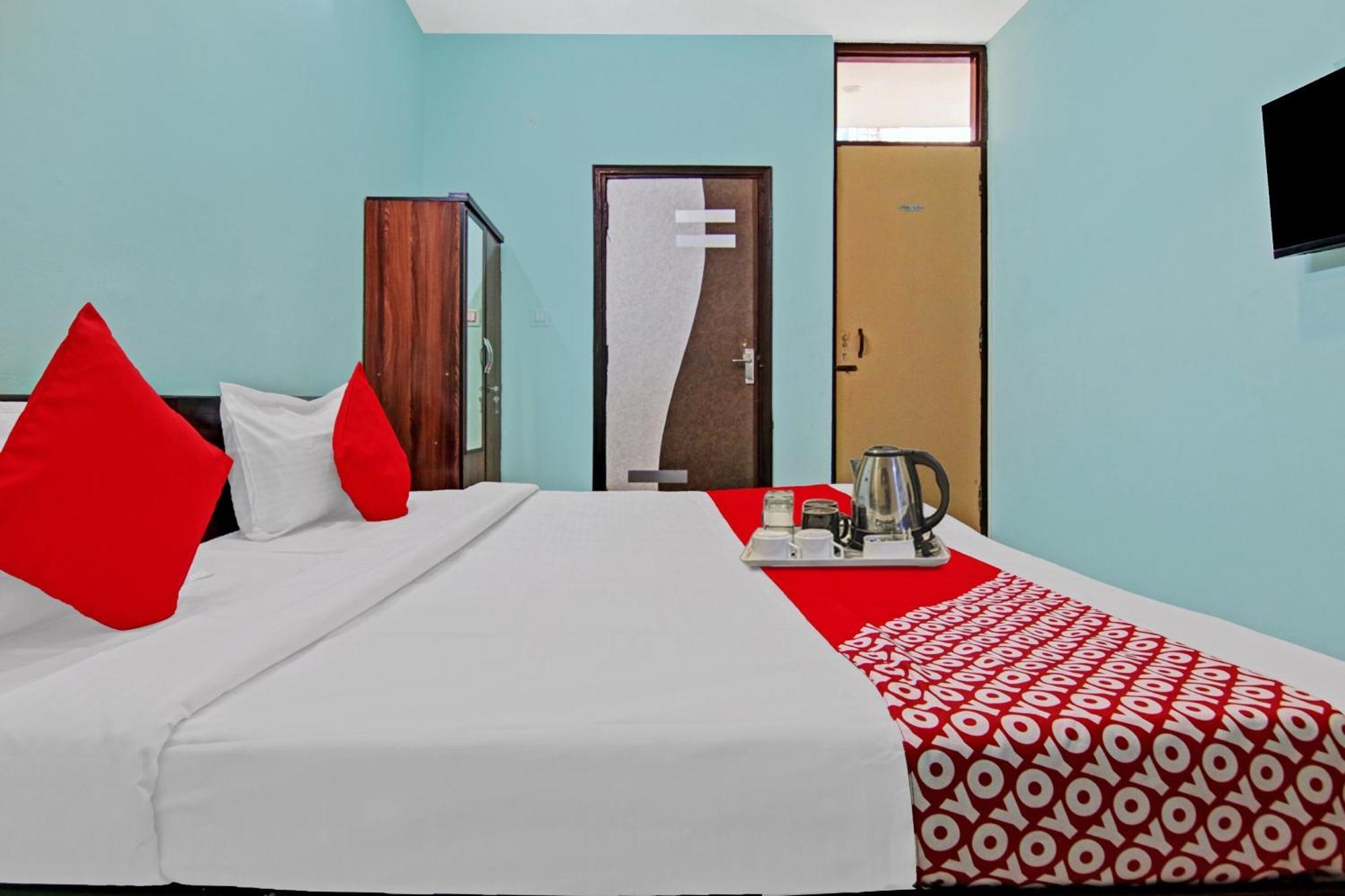 A.k Residency Hotel 4*