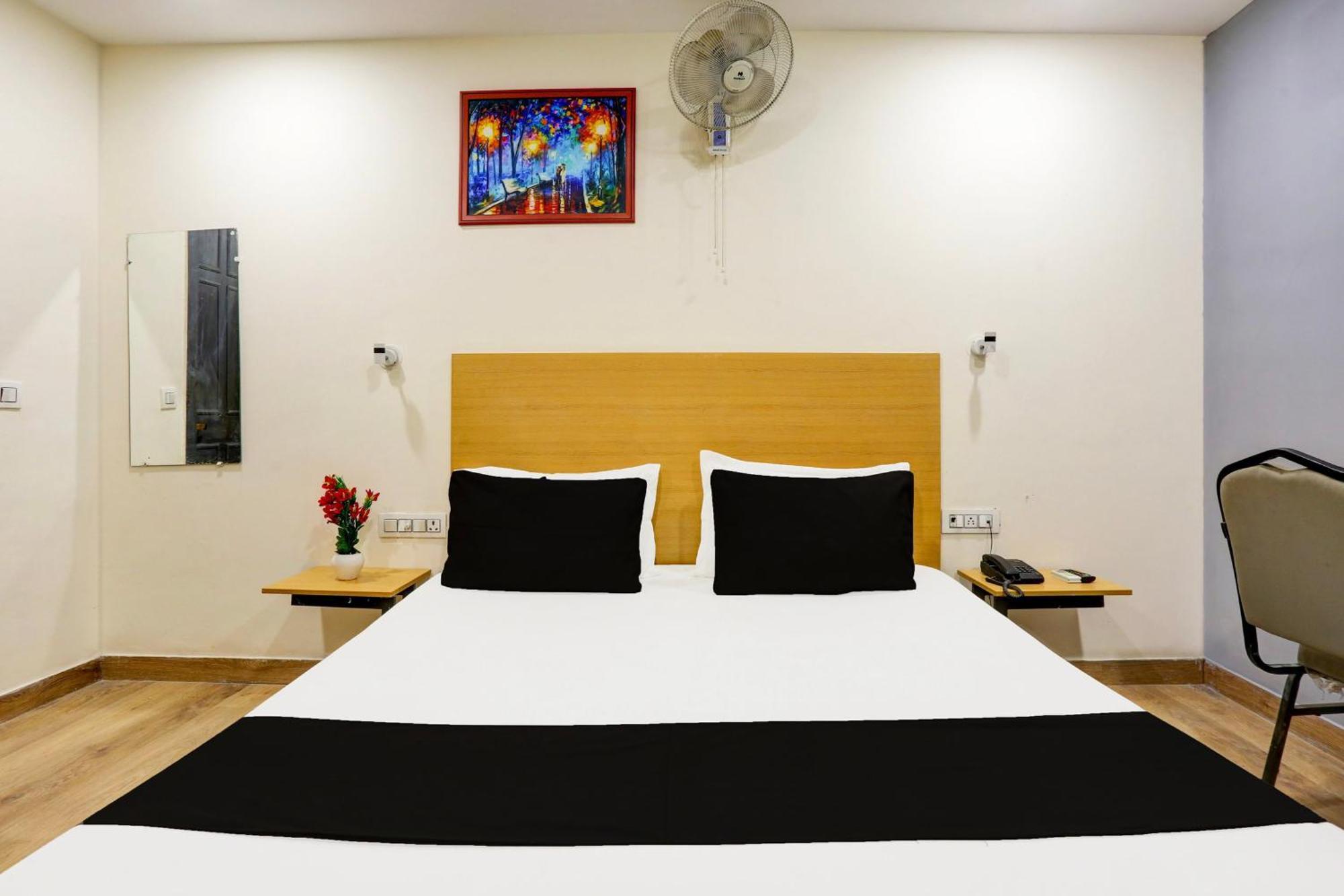 Hotel Super O Near Uttam Nagar East Metro *