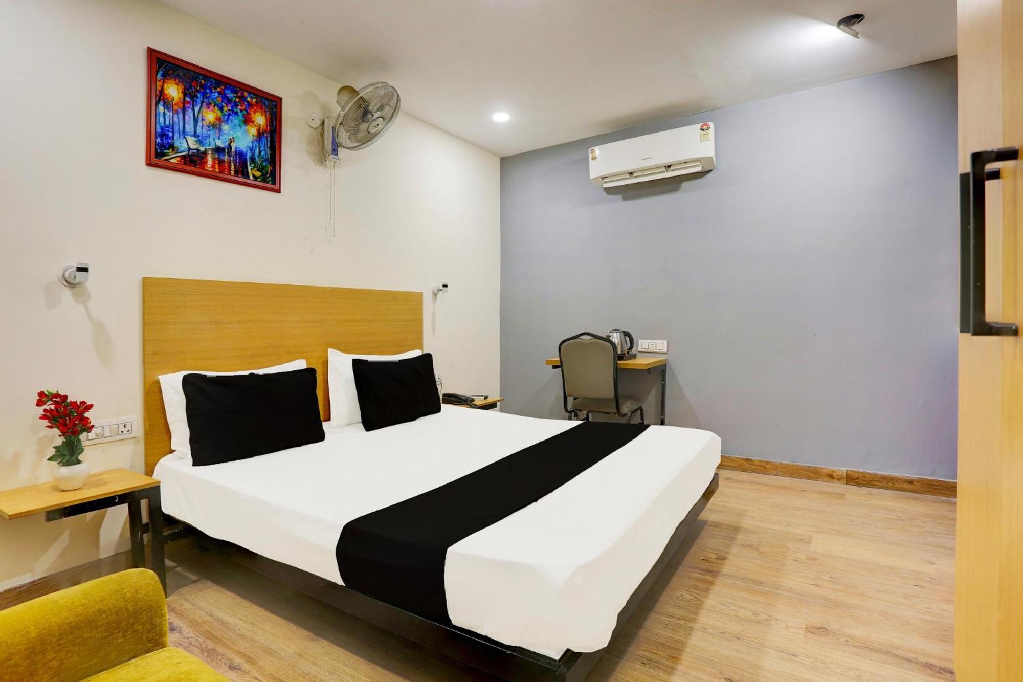 Hotel Super O Near Uttam Nagar East Metro New Delhi