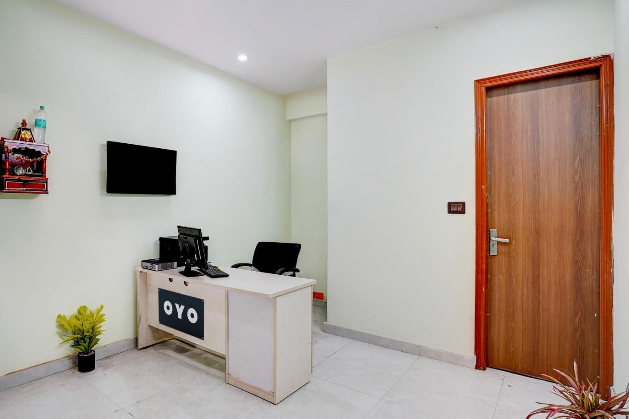Hotel O Highway Residency New Delhi