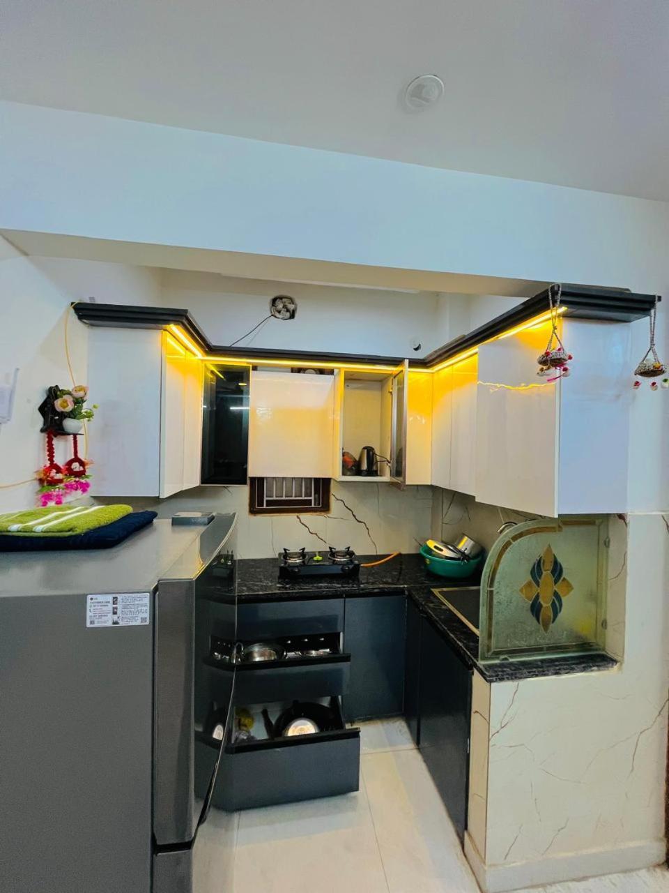 Beautiful 1 Bhk In * New Delhi