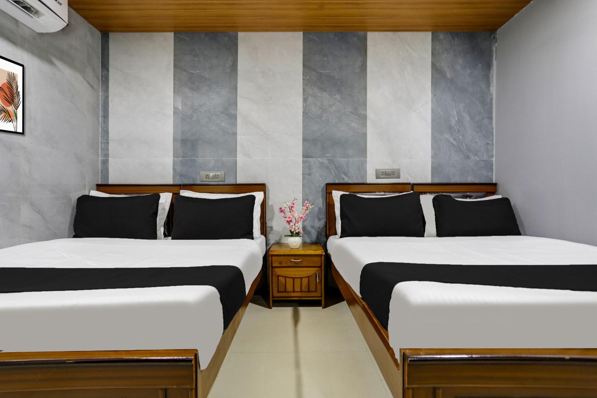 Park View A Family Near Igi Airport 4* New Delhi