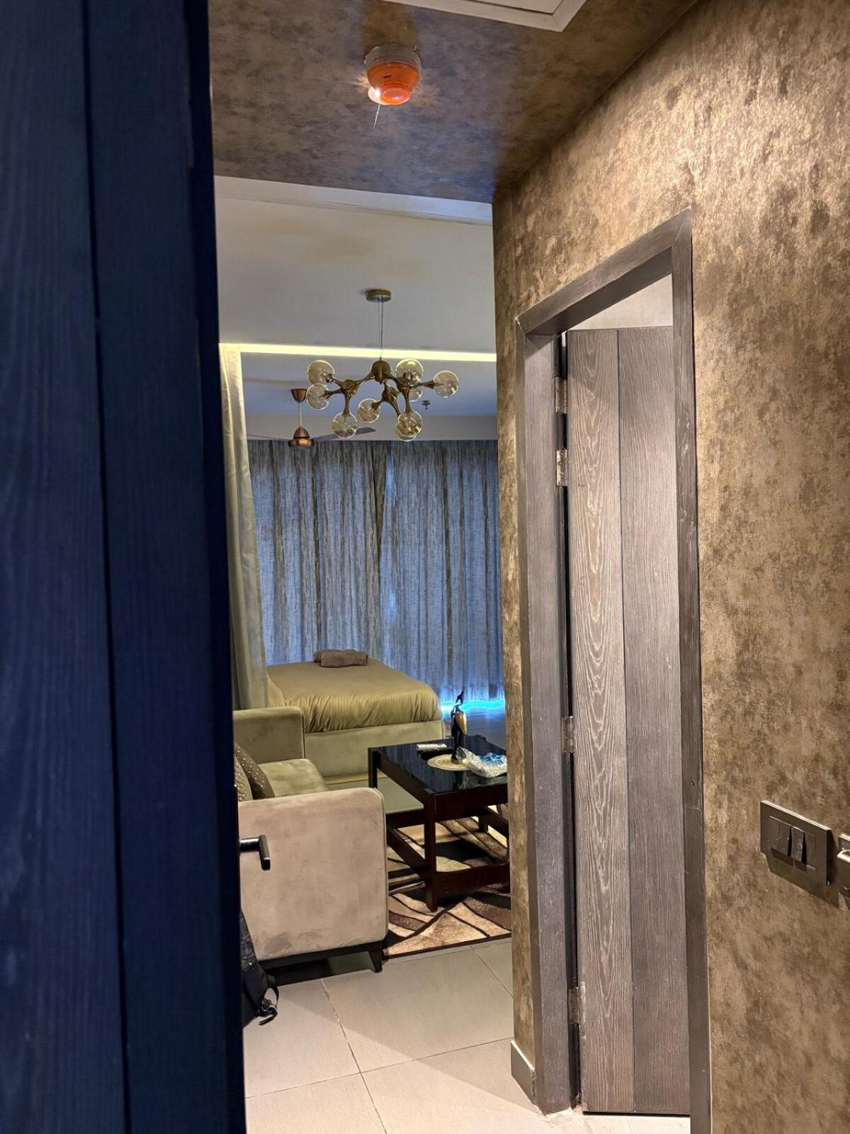 Apartment Luxury Lagoon By La Fausto New Delhi