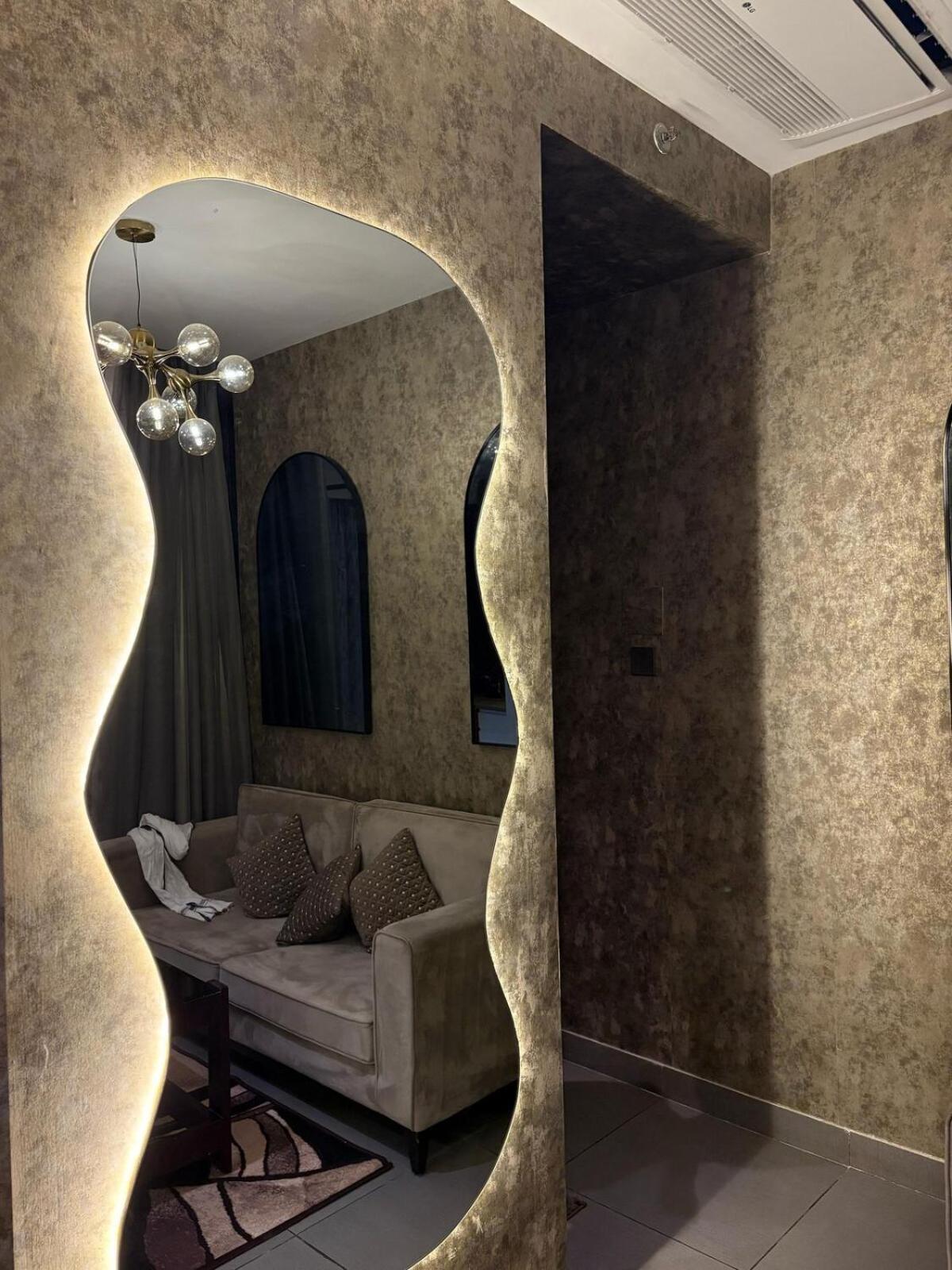 Luxe Lagoon By La Fausto Luxuria