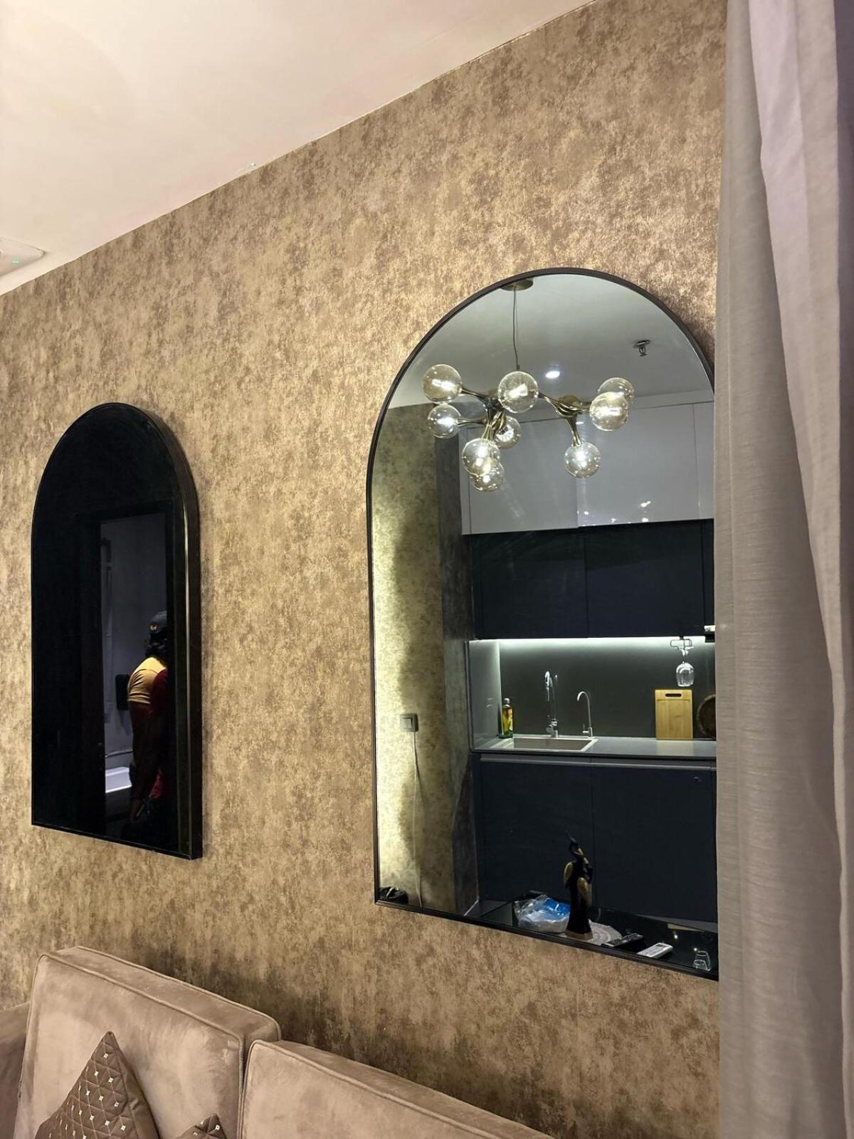 Luxe Lagoon By La Fausto Luxuria New Delhi