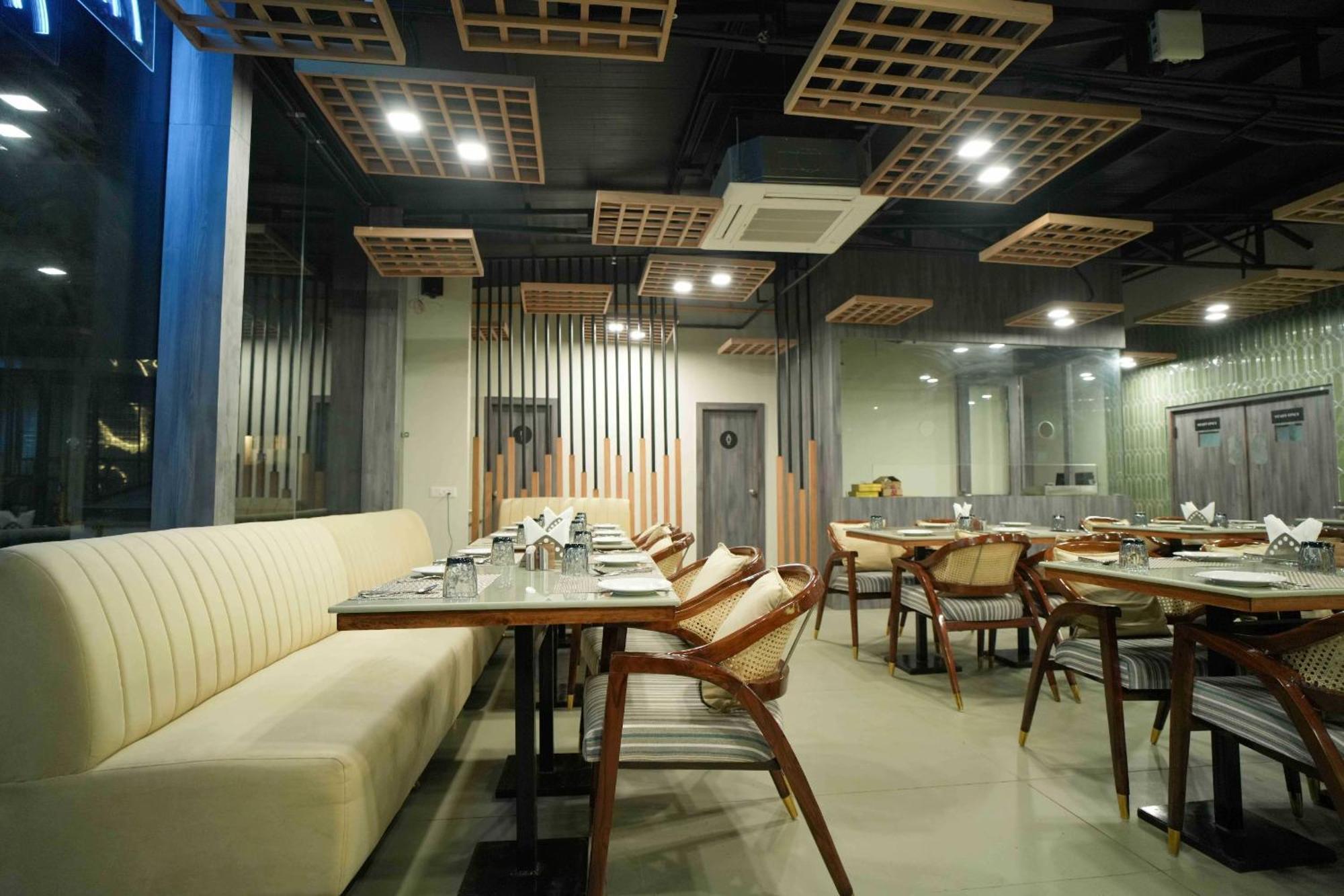 Hotel Grand Asian Plaza New Delhi