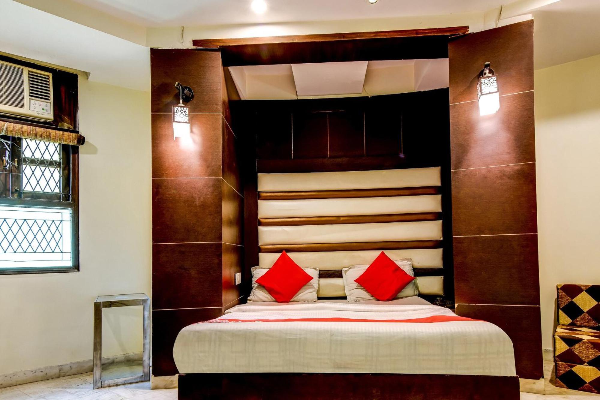 Hotel O The Spot Hotel