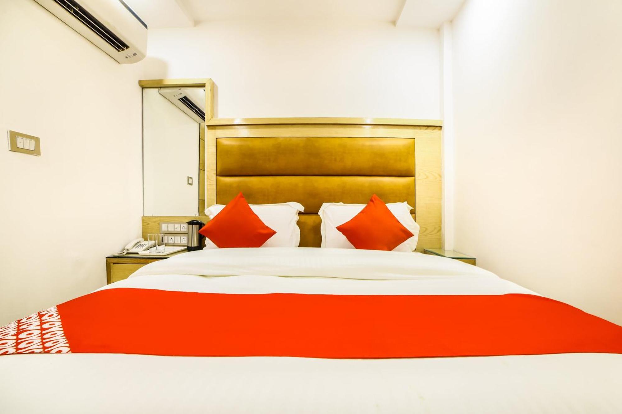 Hotel O Kabir Palace New Delhi