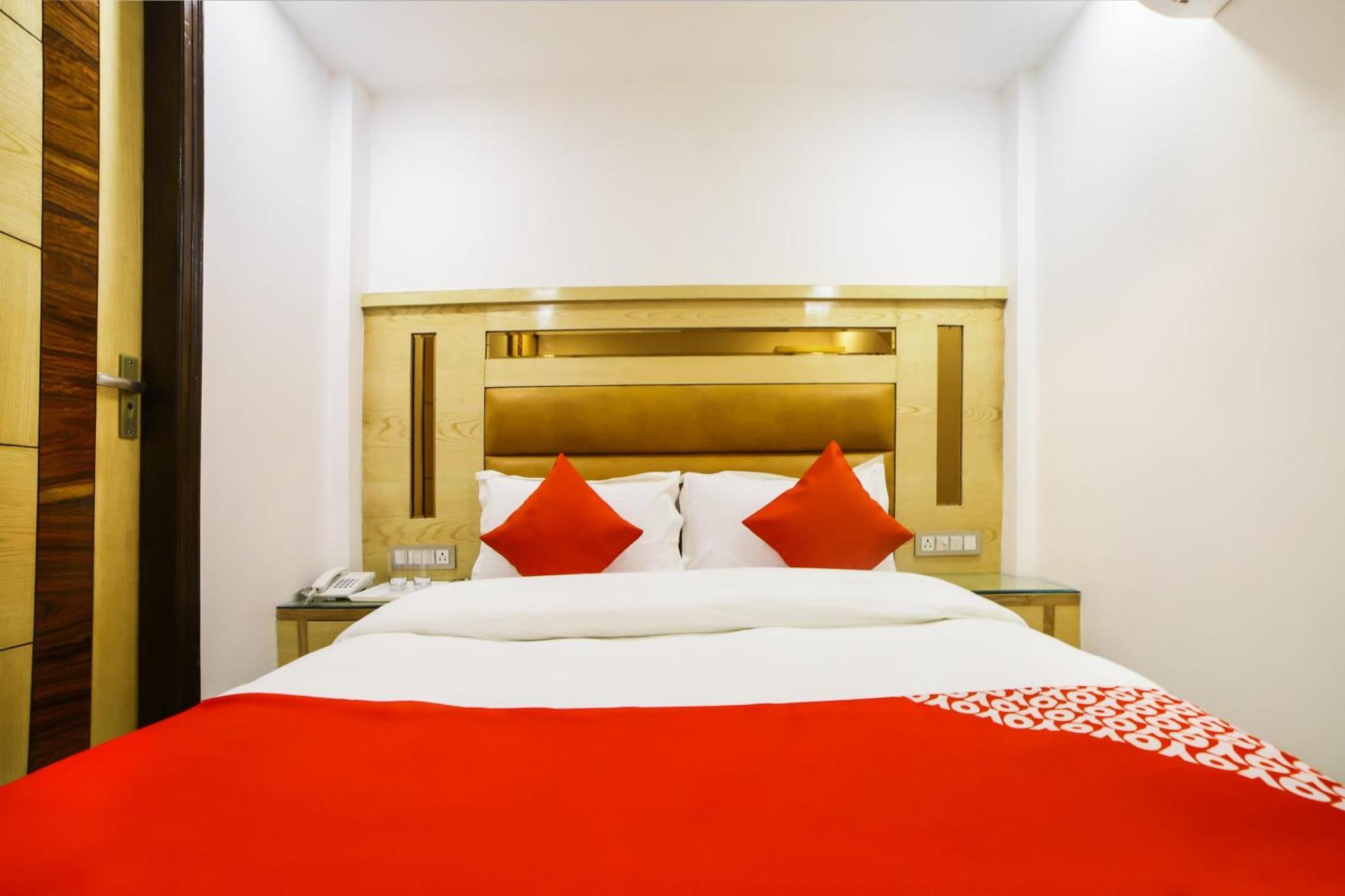 Hotel O Kabir Palace New Delhi