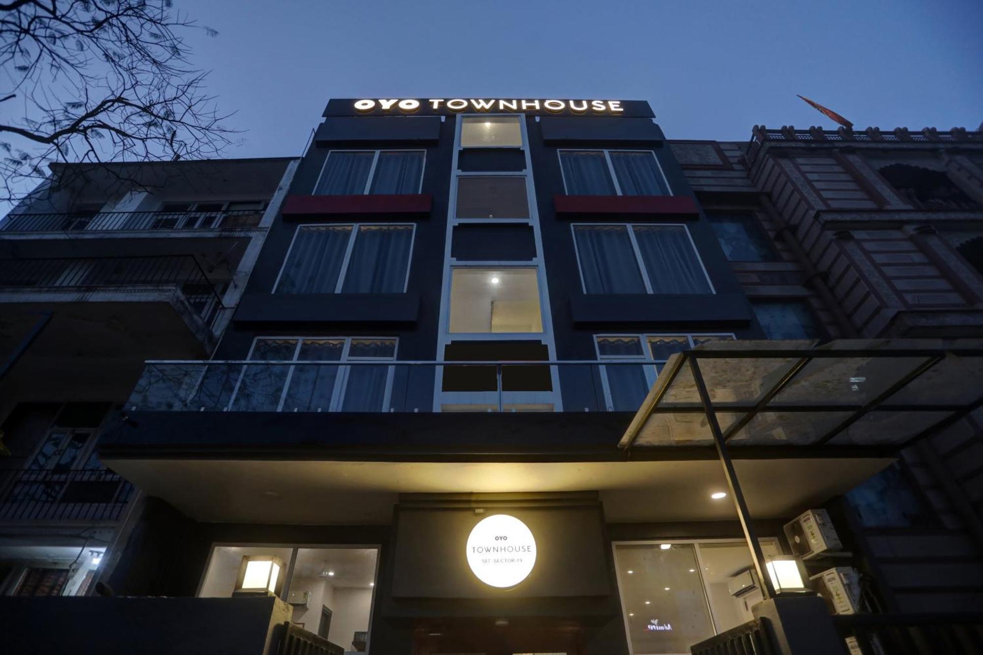 Hotel Oyo Townhouse 587 Sector 19