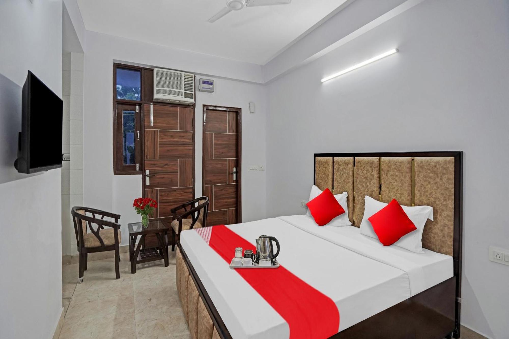 O Raj Residency 3* New Delhi