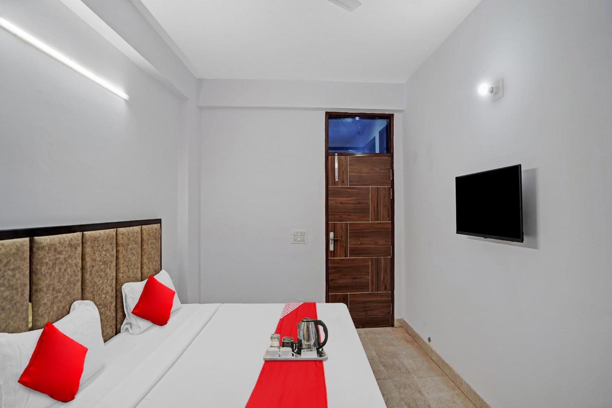 O Raj Residency 3* New Delhi