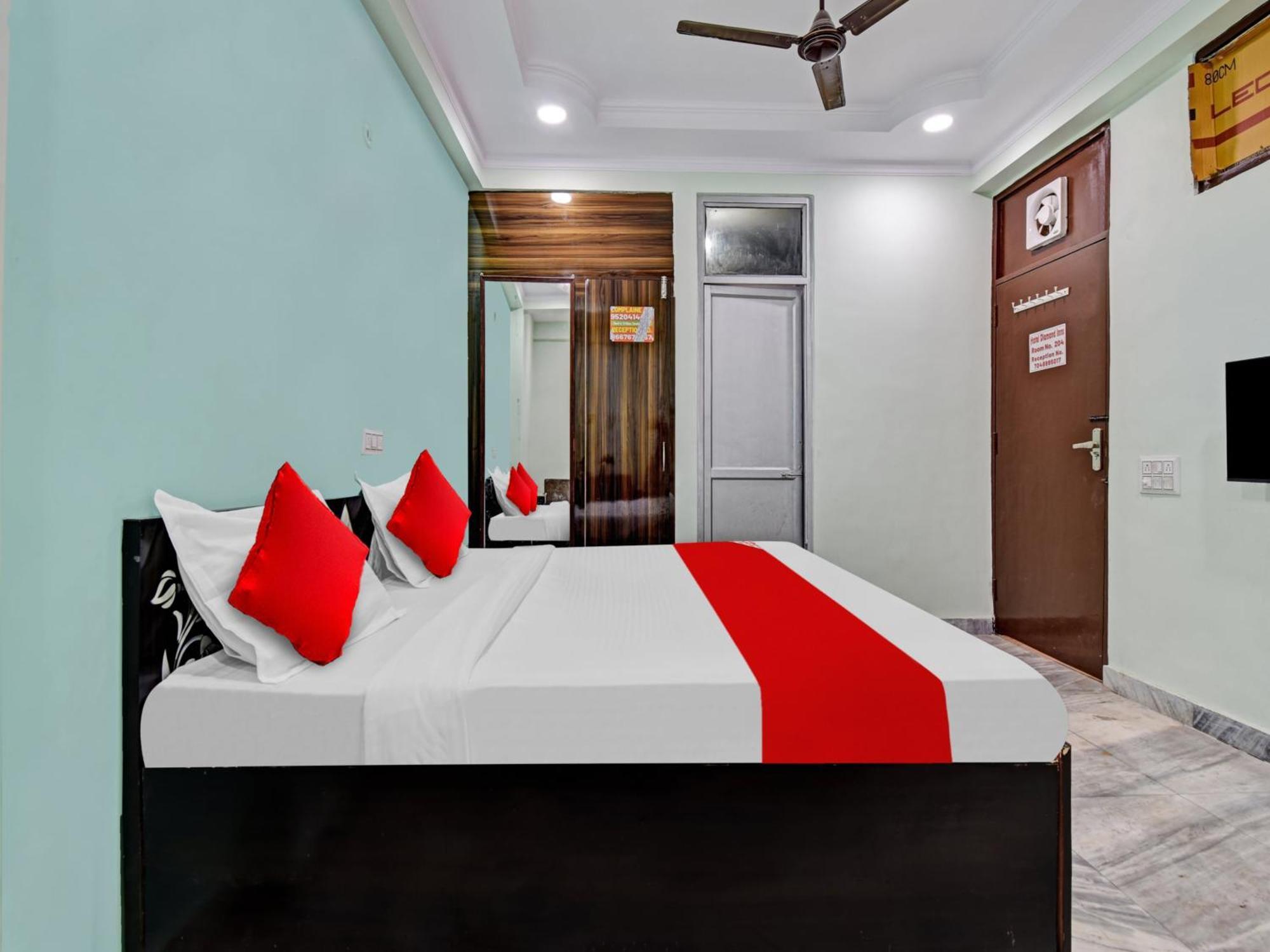 O Diamond Hotel Kalkaji Devi