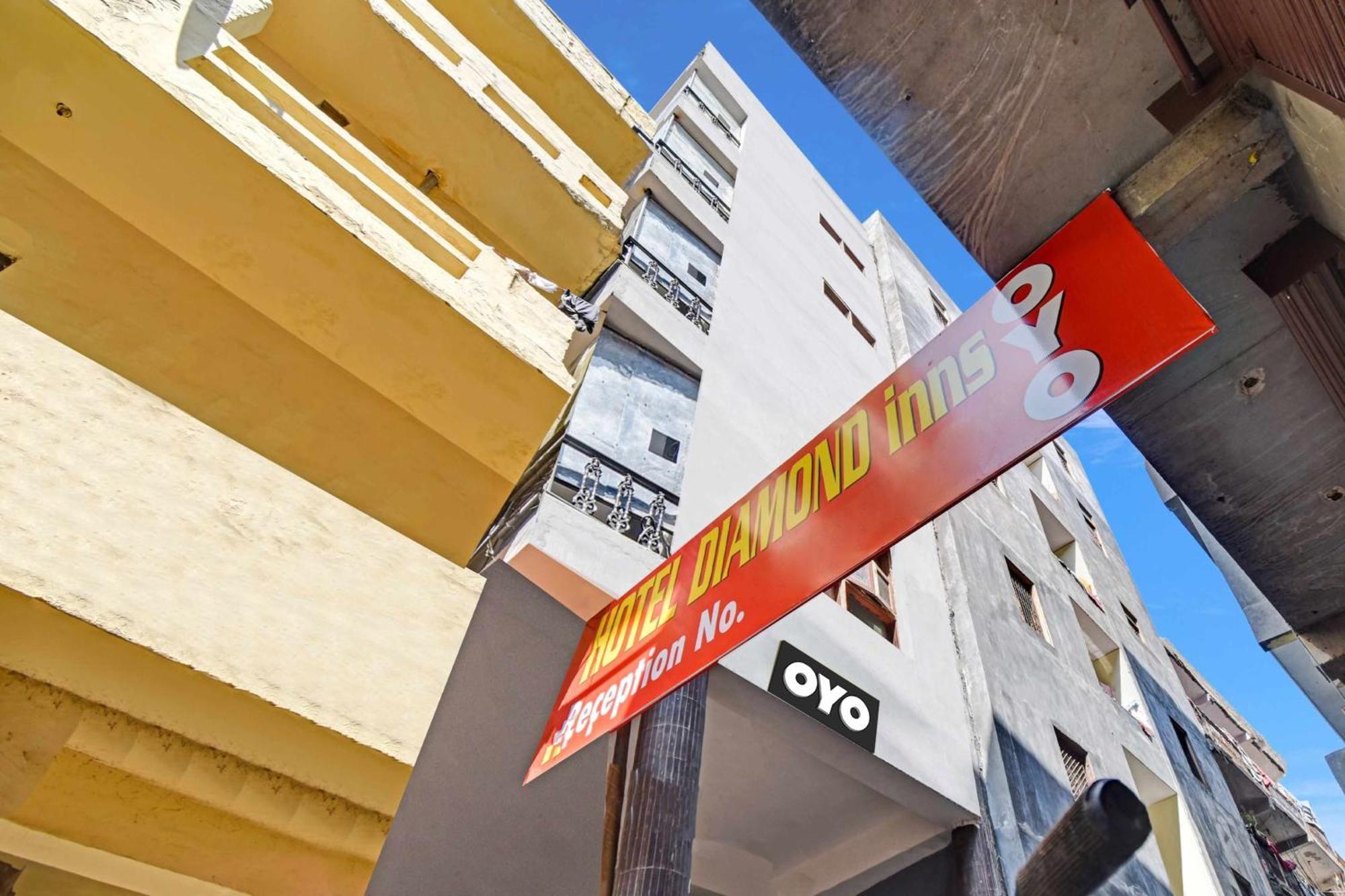 Hotel O Diamond Kalkaji Devi