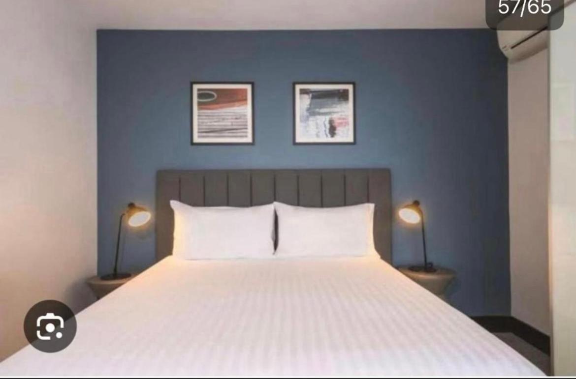 Hotel Zed- Near Delhi Airport Hotel 4*