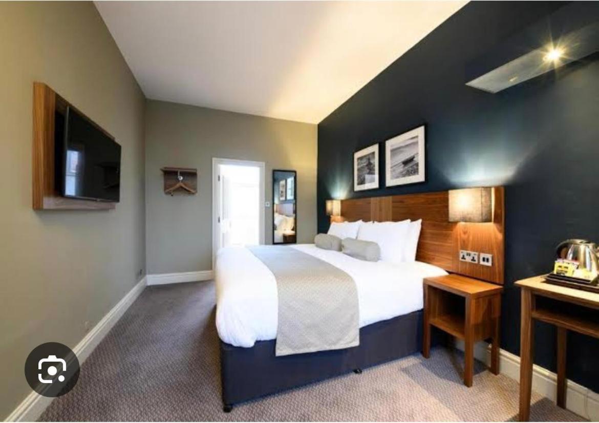 Hotel Zed- Near Delhi Airport Hotel 4*