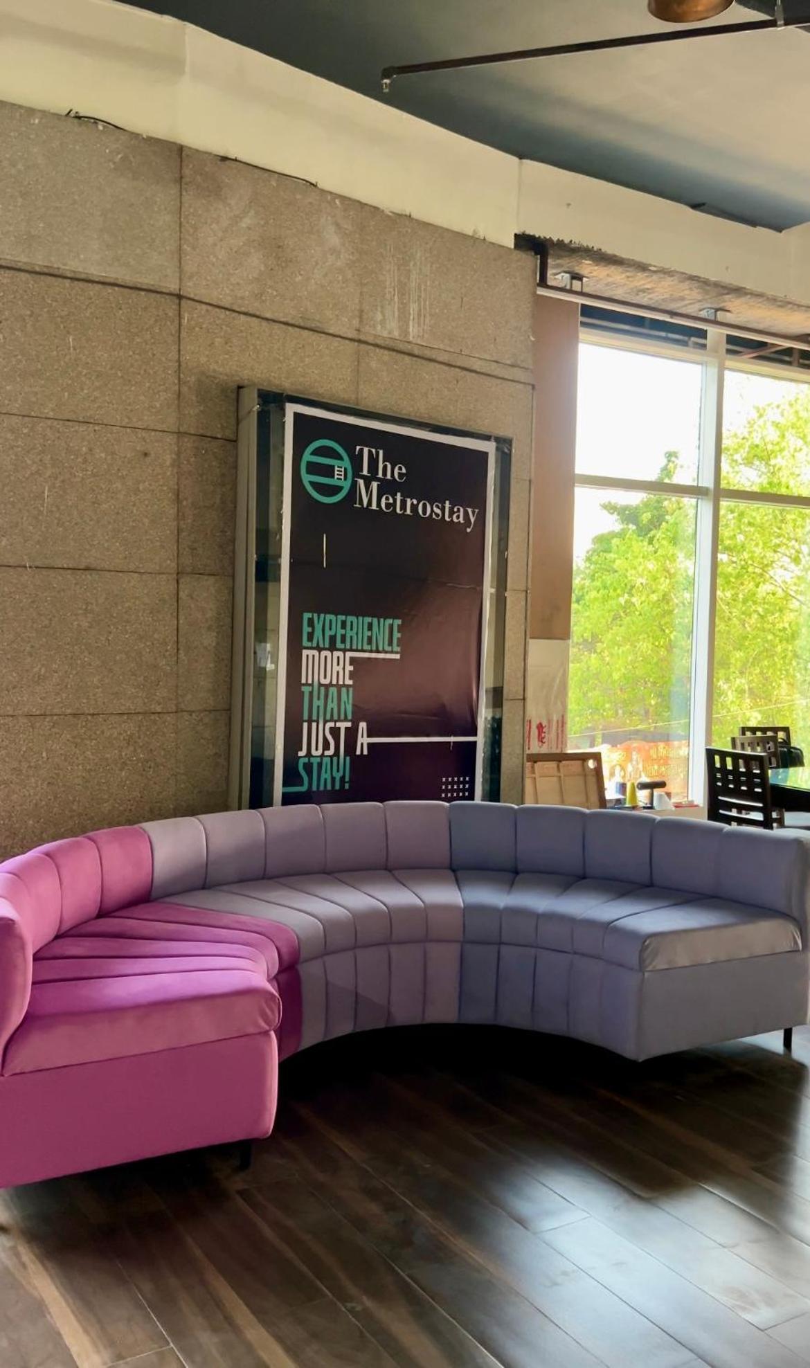 The Metrostay At Railway Station Hostel