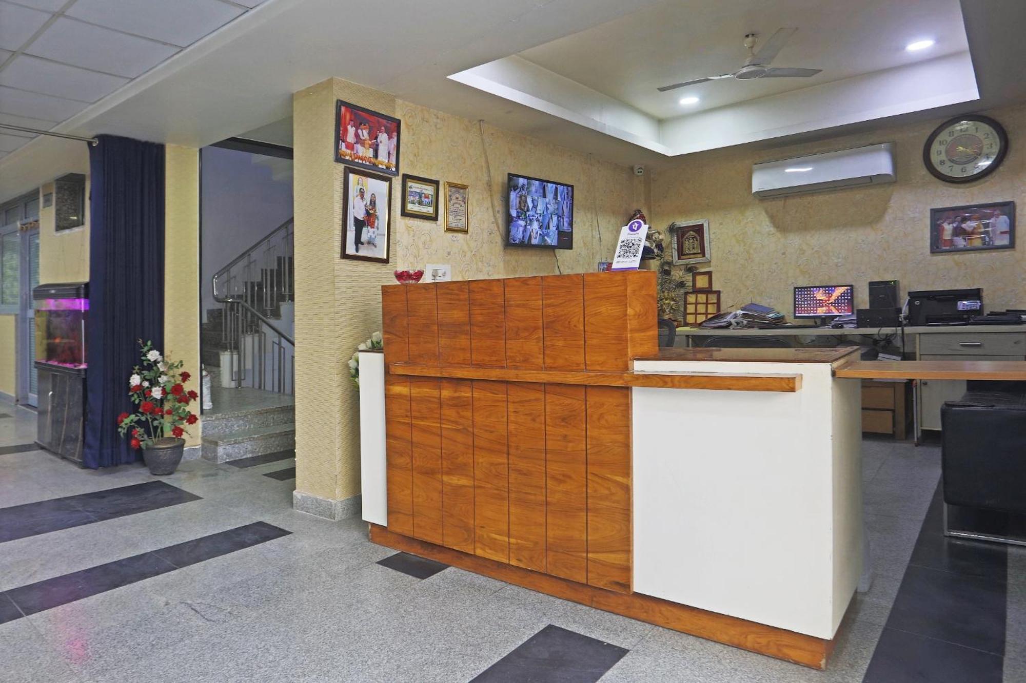 Aerostar Gold - Opposite Max Healthcare 3* Delhi (National Capital Territory of India)