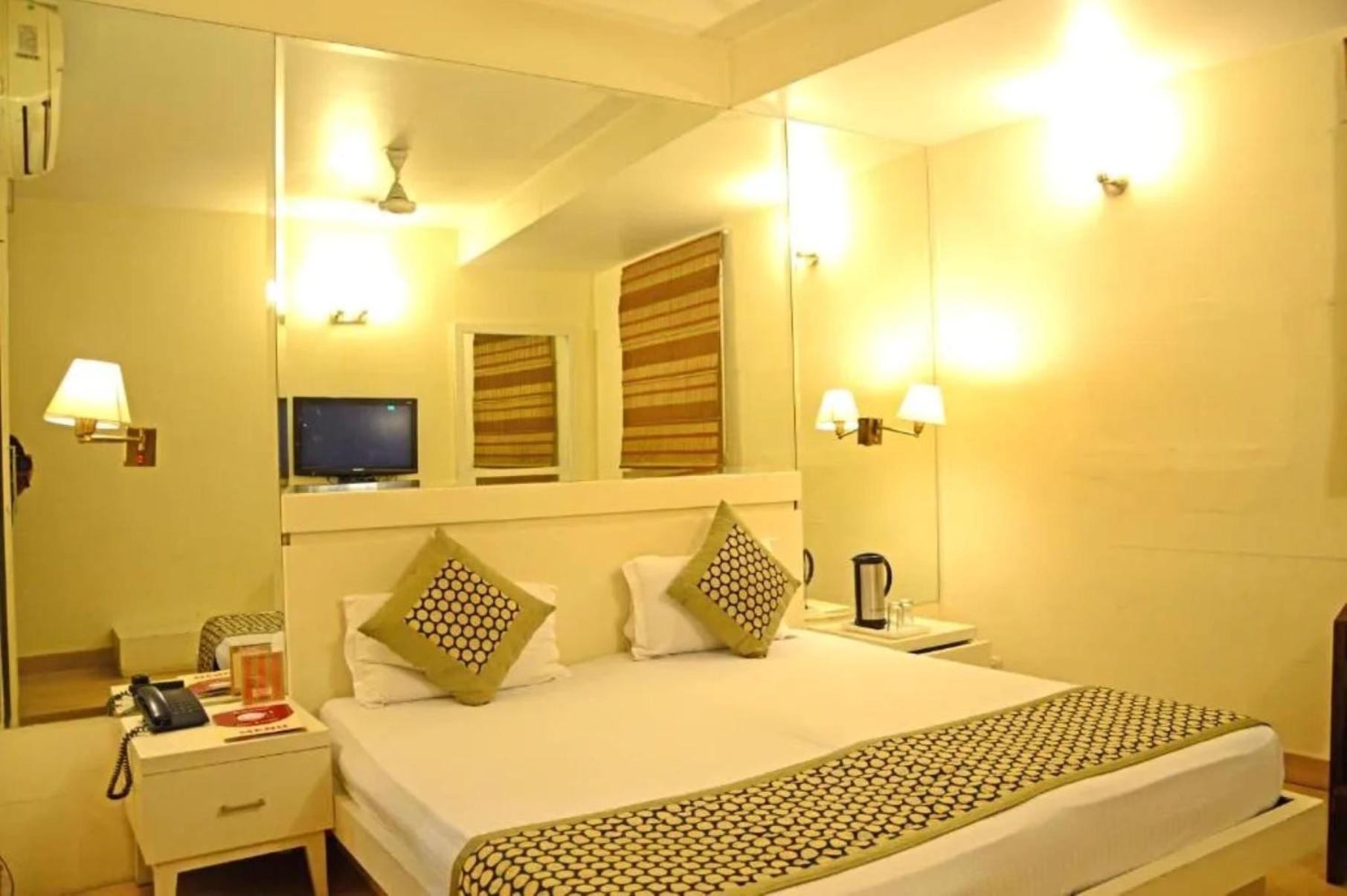 The Caves Plaza Near Igi Airport Delhi