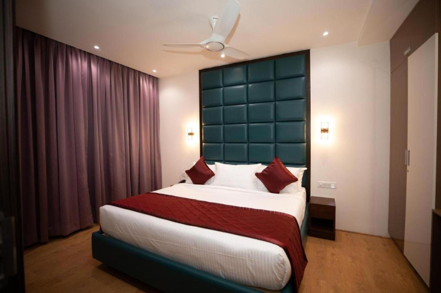 Caves Plaza Near Igi Airport Delhi New Delhi