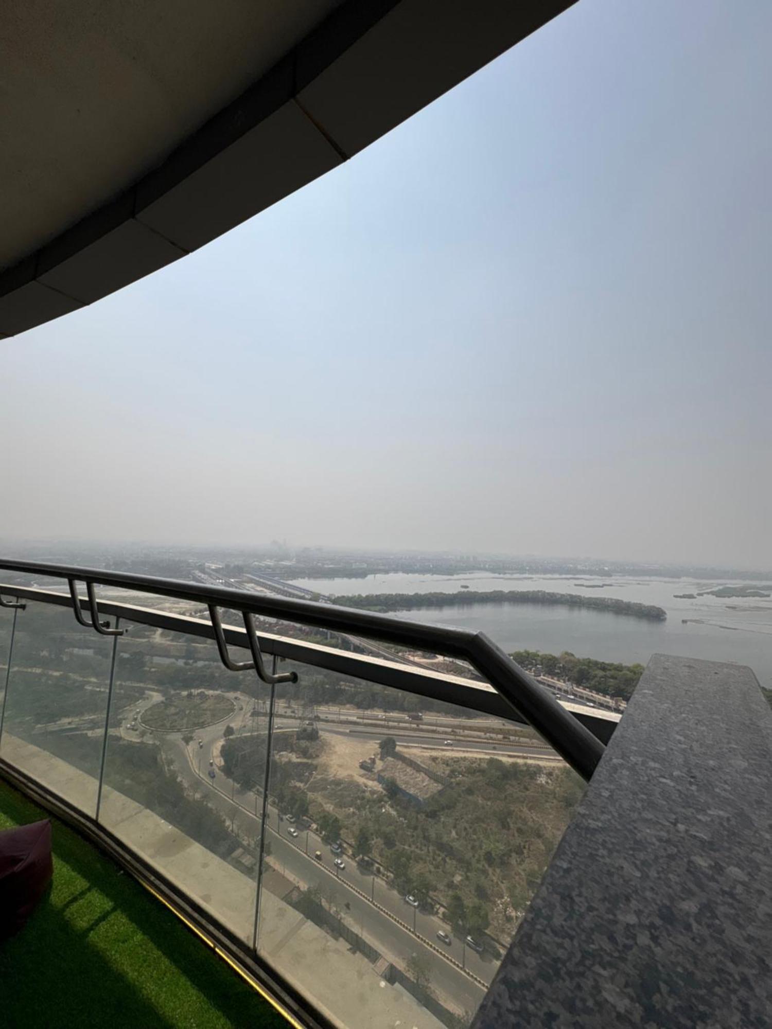 Luxe Lagoon By La Faustoo * New Delhi
