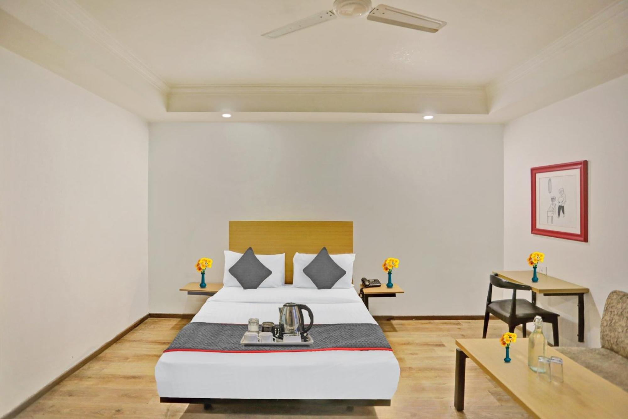 Hotel Townhouse Jp Grand Near Mayapuri Chowk