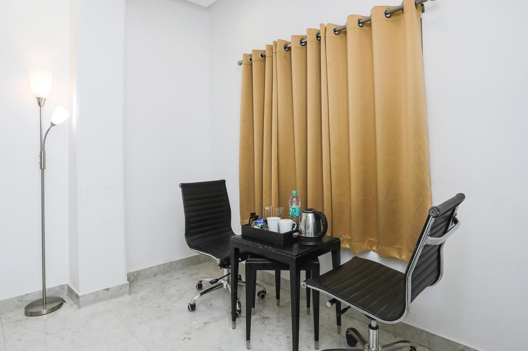 Collection O Residency Near Dwarka Sector 21 Metro Station 3* Kapas Hera