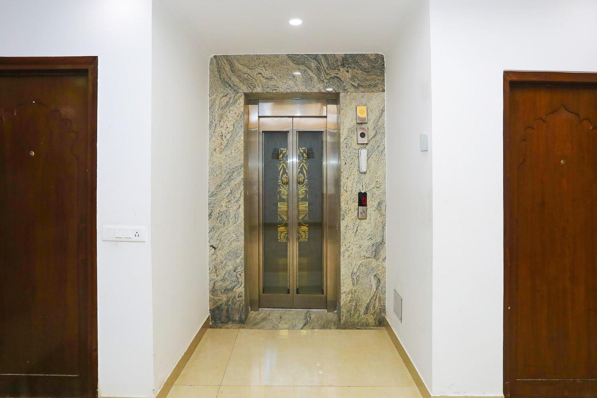 Collection O Residency Near Dwarka Sector 21 Metro Station