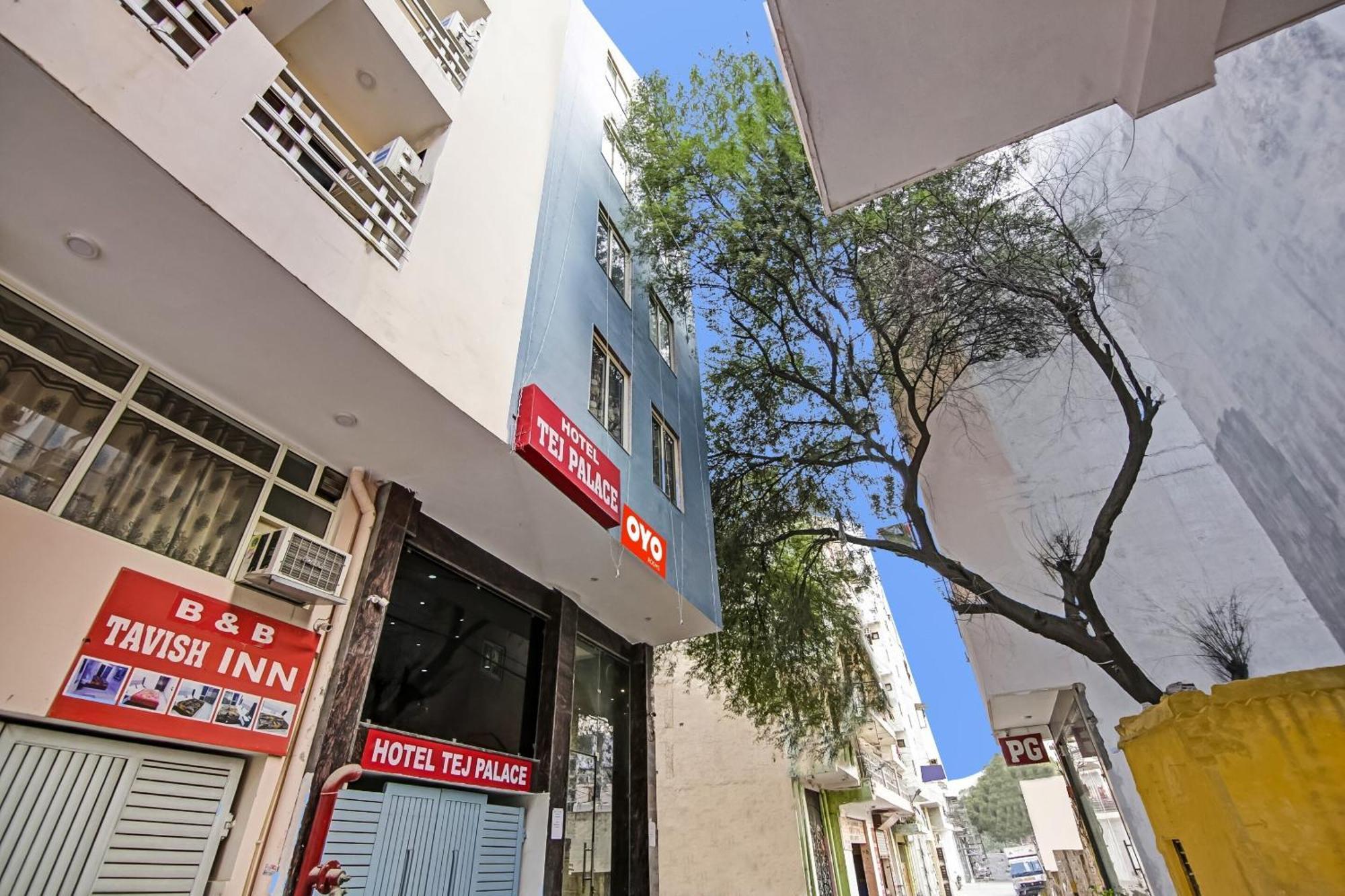 O Tez Plaza Hotel Nova Deli
