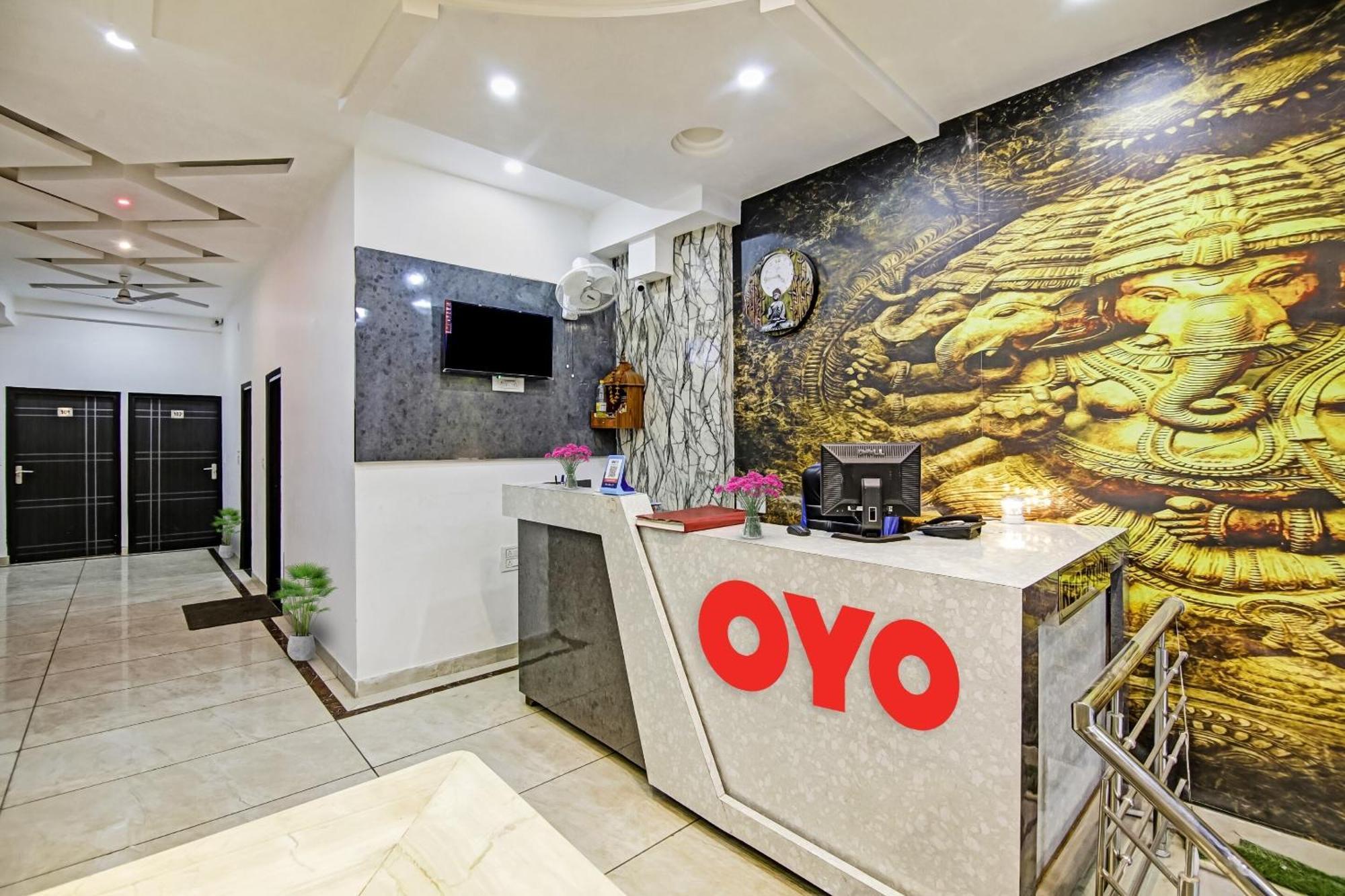 Hotel O Tez Plaza