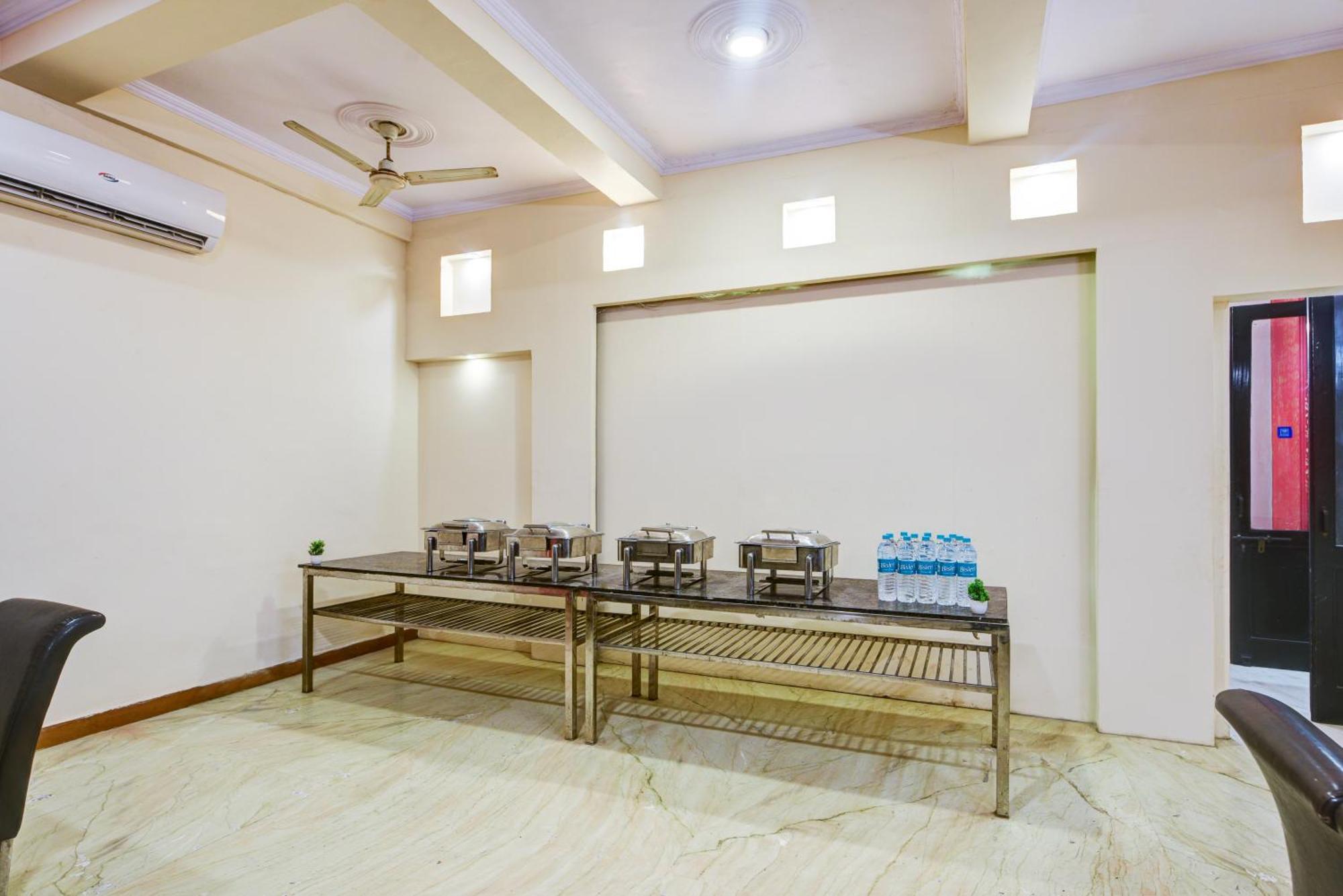 Centre Near Nizamuddin Railway Station New Delhi