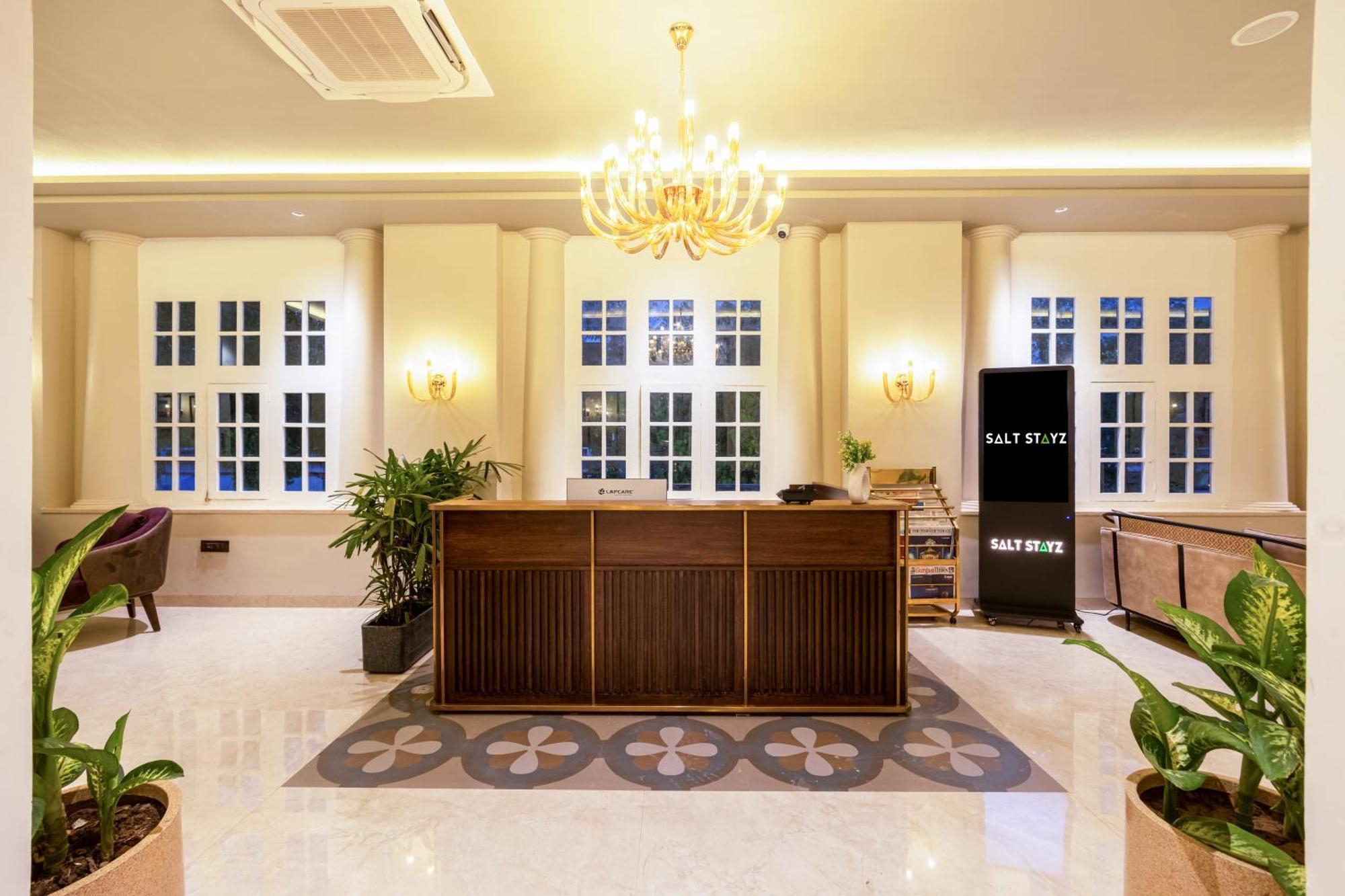Saltstayz Autograph - Connaught Place
