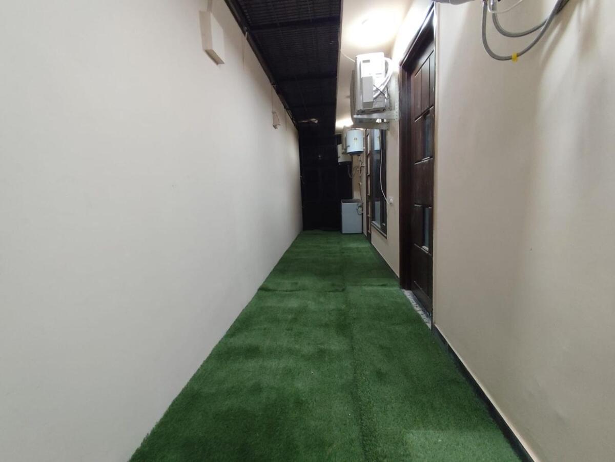 Homlee-virasat 3bhk Flat Del-lift-parking *