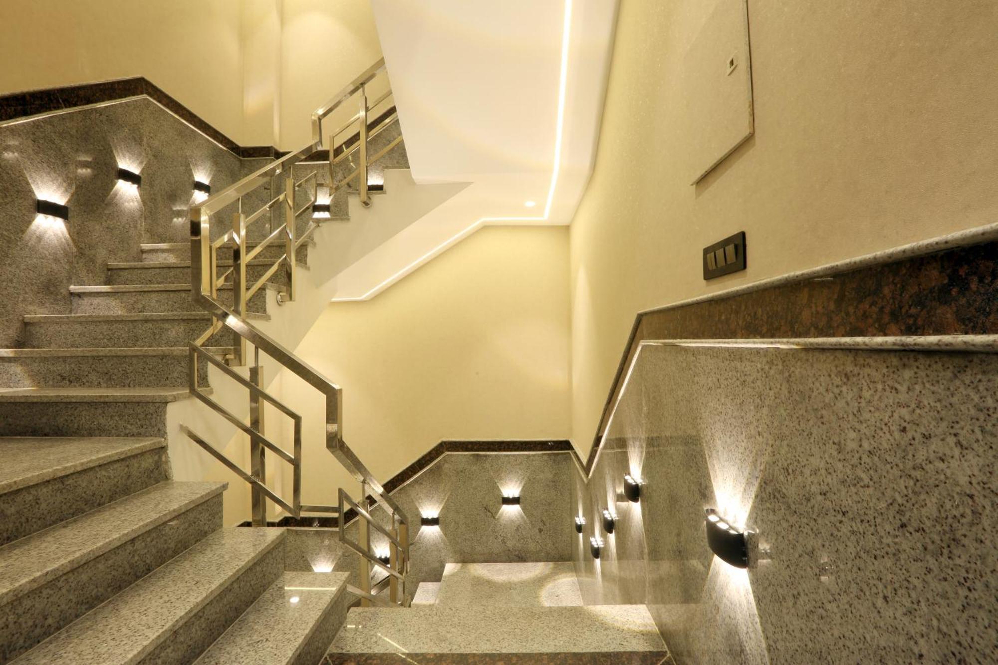 Hotel Prithvi Palace Near Spinal Hospital Hotel New Delhi