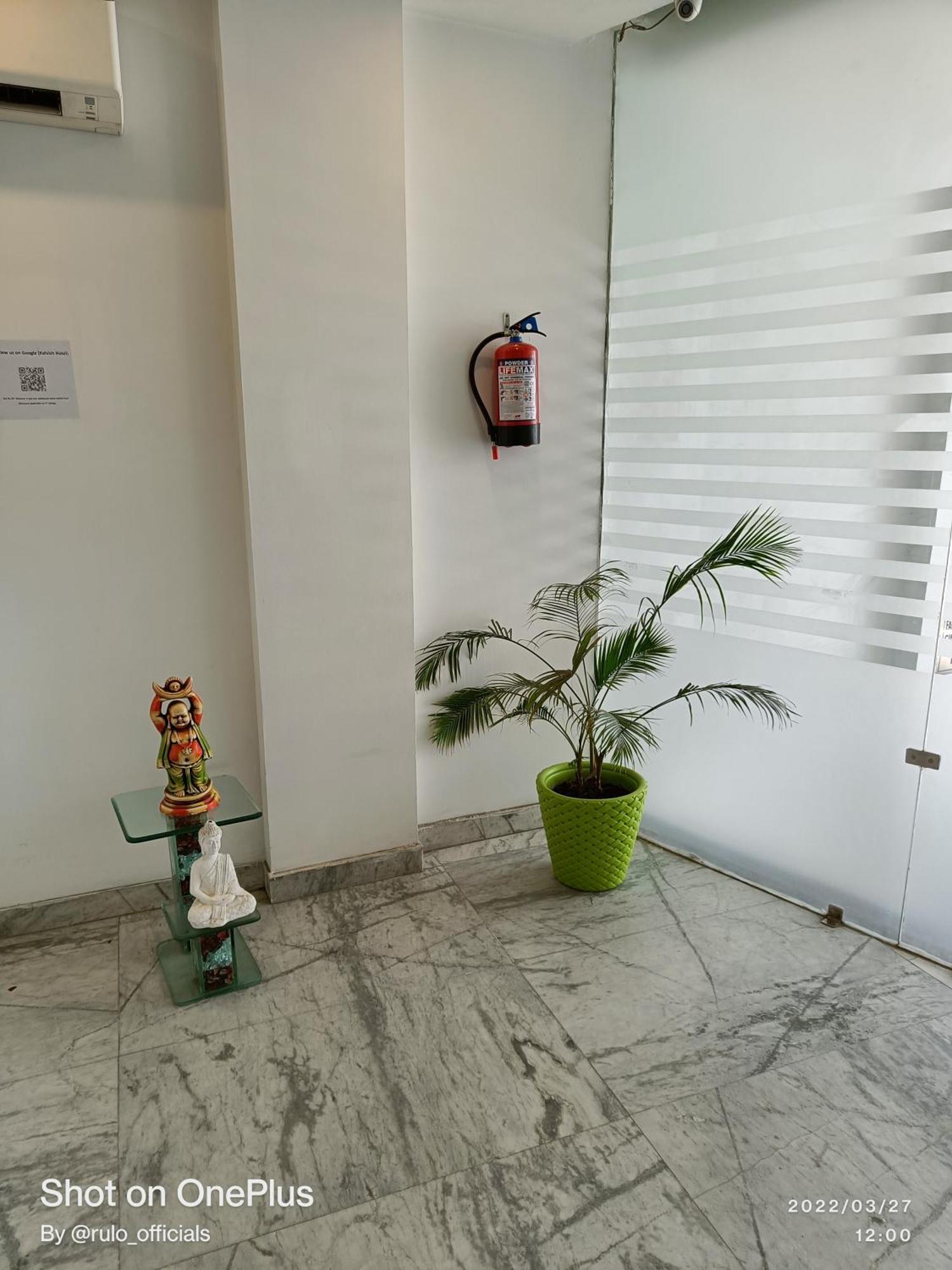 Hotel Hotel O Stay Happy
