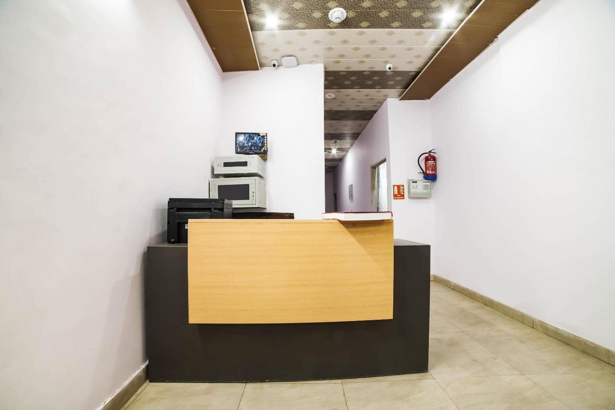 O Iris Lite Hotel Delhi (National Capital Territory of India)