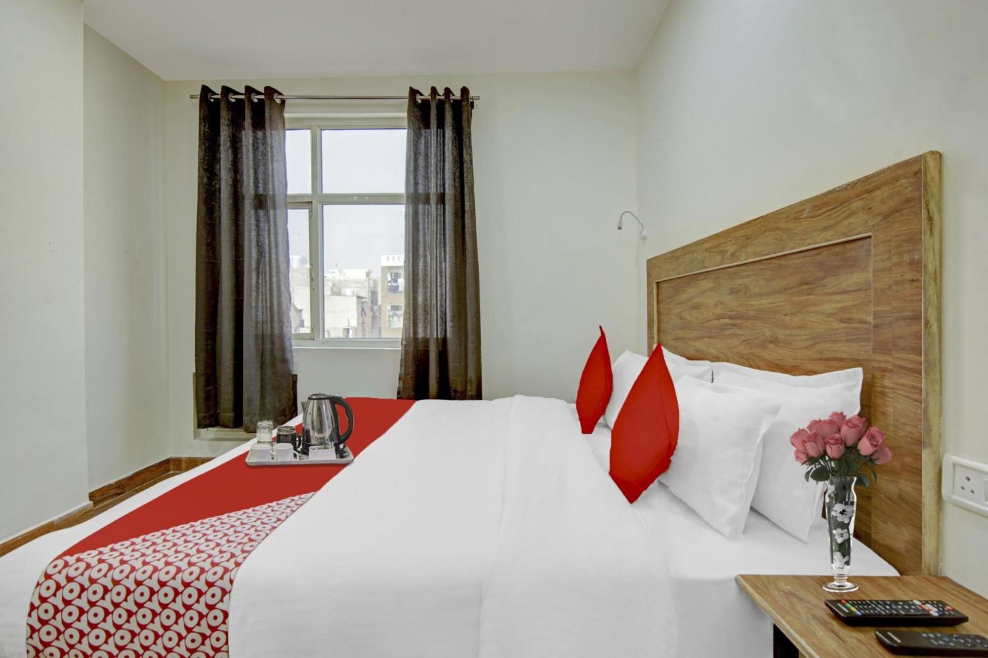 Hotel O Santosh Residency 3* New Delhi