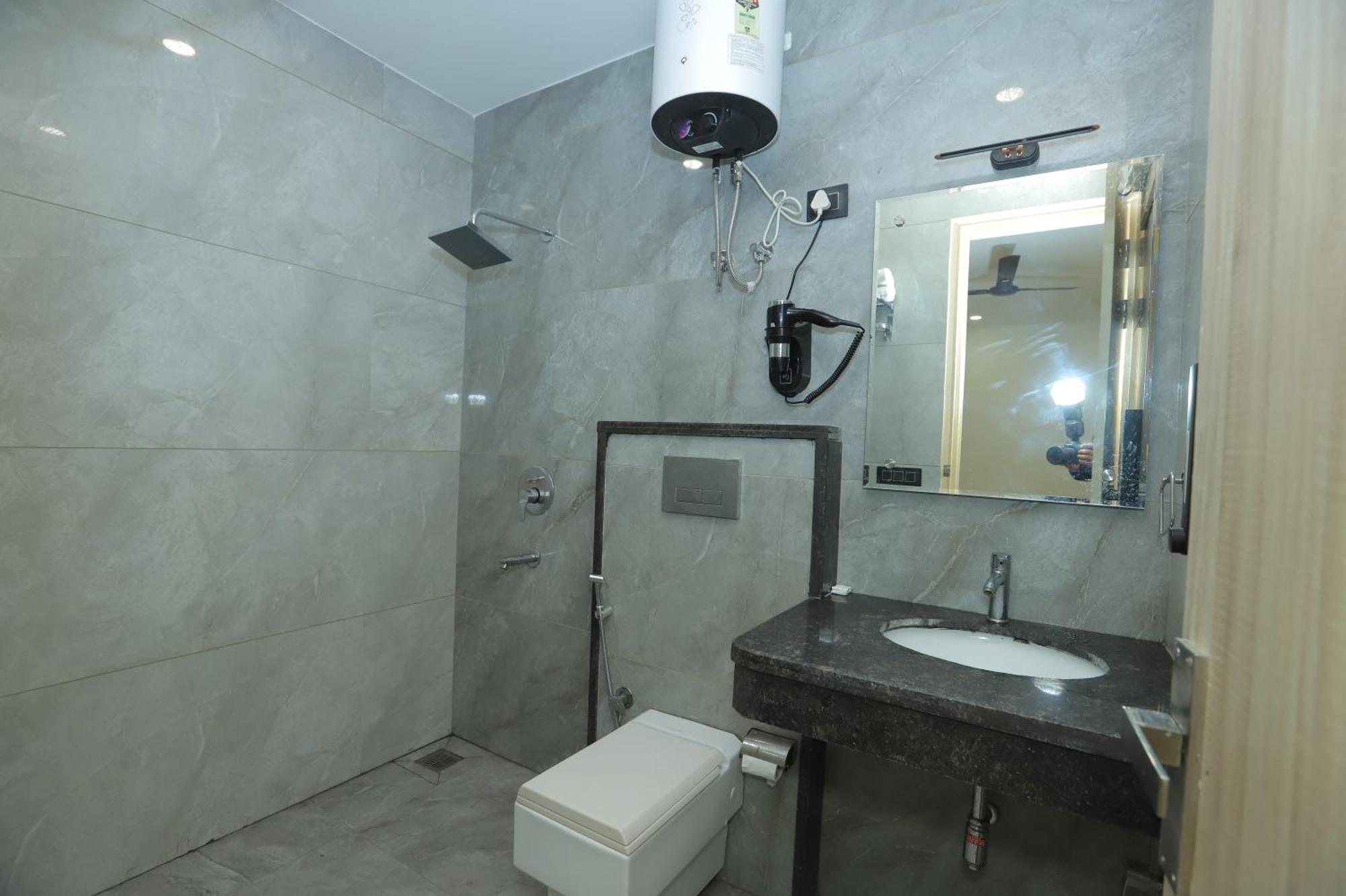 Hotel Zed- Near Delhi Airport Hotel Delhi (National Capital Territory of India)