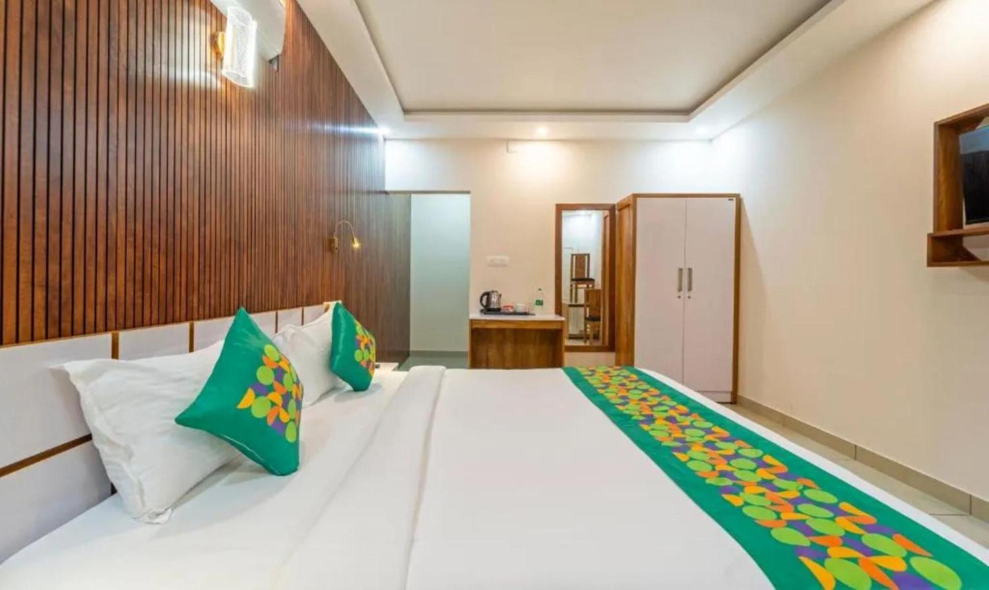 Tela Plaza Near Igi Airport Delhi New Delhi