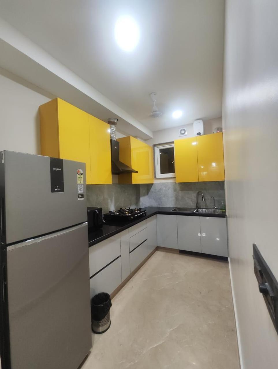 Apartment Fortune Home Service Apartment Studio, J-267 Saket