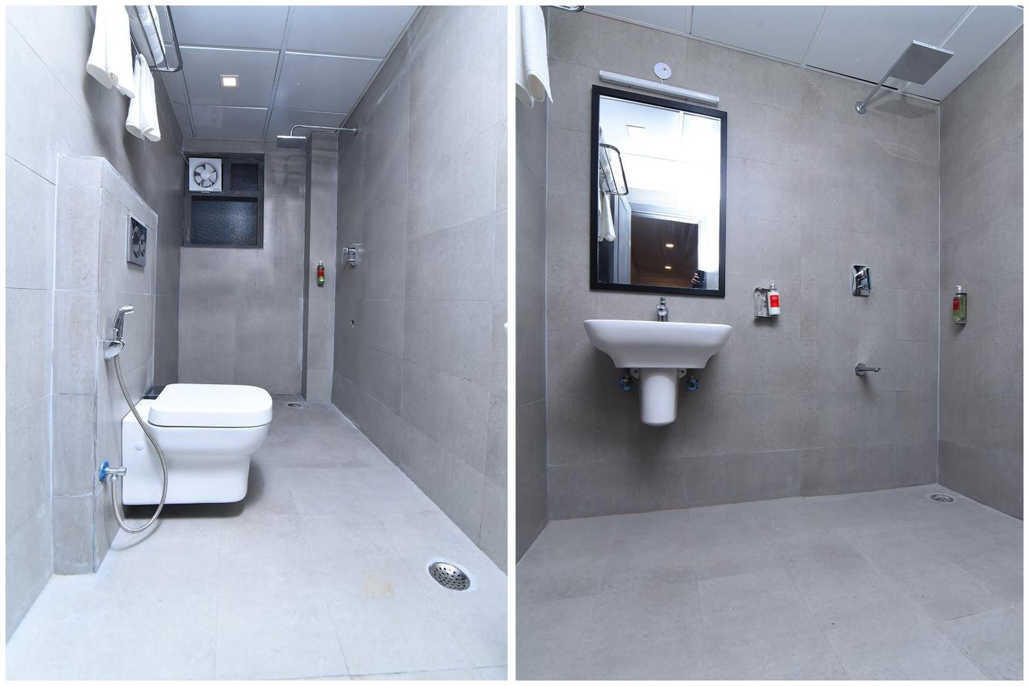 Hotel Townhouse Rudra Near Chhatarpur Metro Station